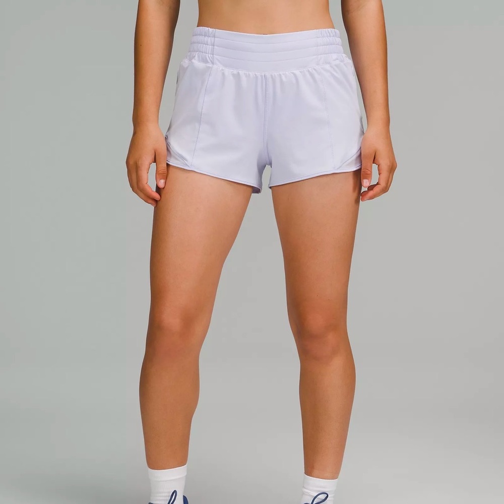 Lululemon Hotty Hot Shorts NEVER WORN